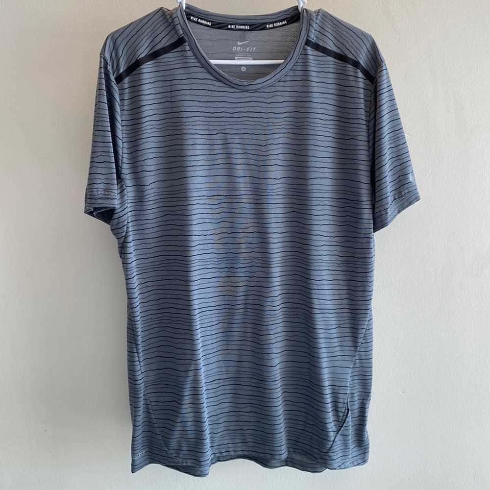 Nike Men’s Dri-Fit Shirt
